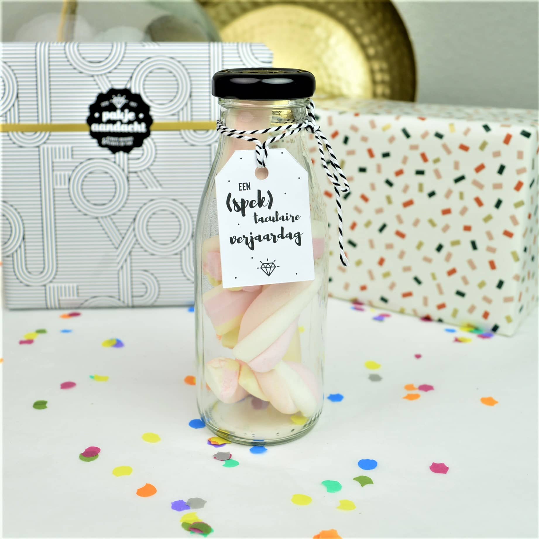 Super leuke flesjes snoep met verschillende pakkende teksten (spek)taculaire verjaardag